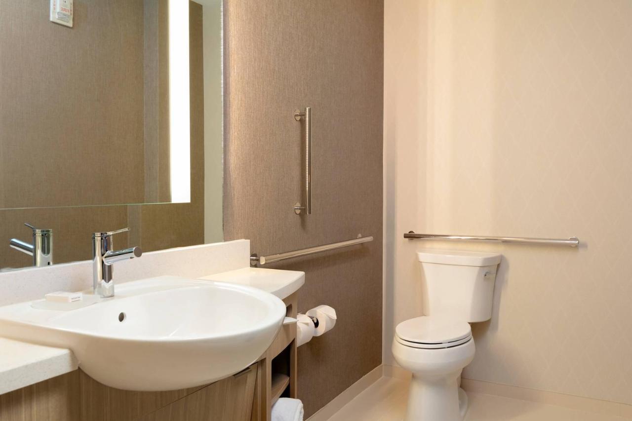 Springhill Suites By Marriott Cape Canaveral Cocoa Beach Exterior photo